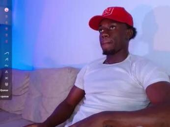 mylowallacee webcam model stream image