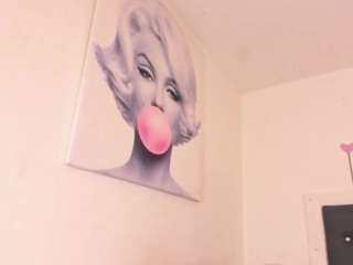 sexxy-naomi webcam model stream image