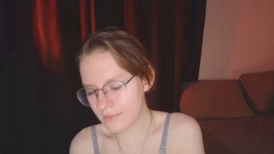 EllySista webcam model stream image