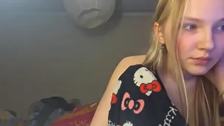 KarinRobertson webcam model stream image