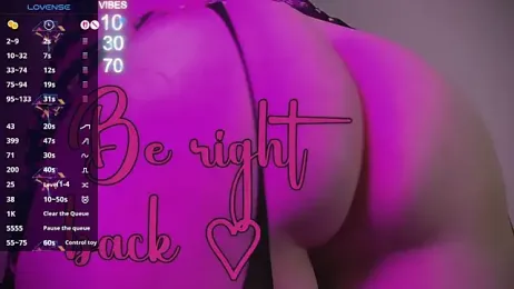 MilanaSkyingg webcam stripchat model stream image