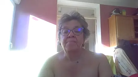 Vandeae44 webcam model stream image