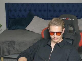 Connor Groff webcam model stream image