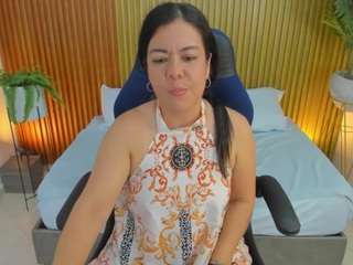 nahia-13 webcam model stream image