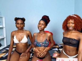LunaDarlin webcam model stream image