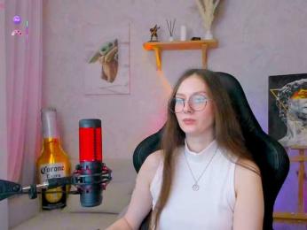 KiraRumGirl webcam model stream image