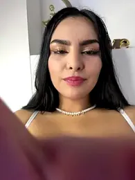 Maddy_Rouse_ webcam model stream image