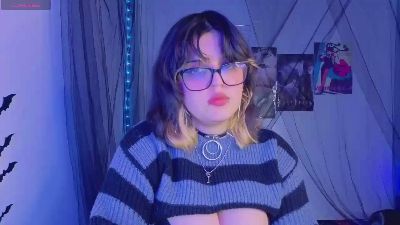 Scarleth_shadow webcam model stream image