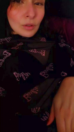 Roxannepiggy webcam model stream image