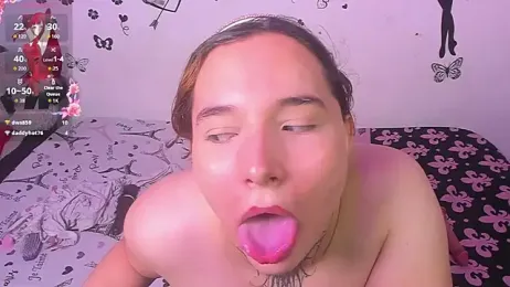 cutekat_ webcam model stream image