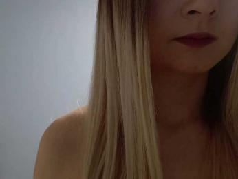LanaVice webcam model stream image