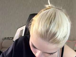 hedwigwintjen webcam model stream image