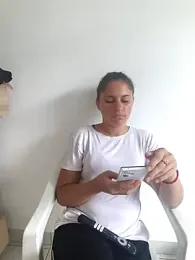 Scarlett-Leh webcam stripchat model stream image