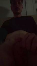 Rhiverss webcam model stream image