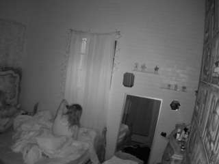 voyeurcam-hornyhostel-03 webcam model stream image