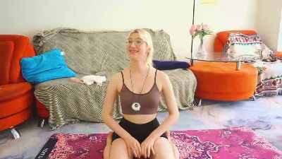 KatyMckennan webcam model stream image