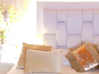 Sara Linares webcam model stream image