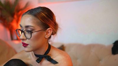 AileenKiss webcam model stream image