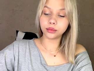 sherrilmezzatesta webcam model stream image