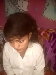 Freakingromance webcam model stream image