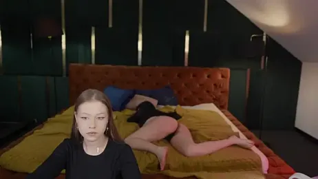 Esmie_Smile webcam model stream image