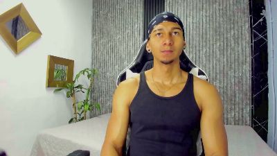 Matheo_Fit webcam model stream image