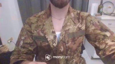 Staggatros webcam model stream image