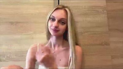 AbbyWeuve webcam cam4 model stream image