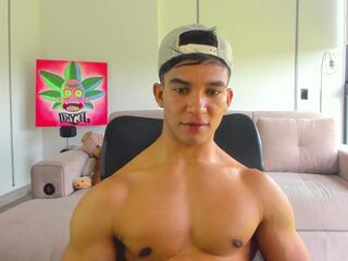 Jeyko Black webcam model stream image