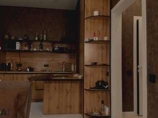 model-mike webcam model stream image