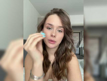 Tati16 webcam bongacams model stream image