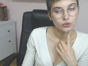 Soft-Sarah webcam model stream image