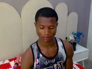 joel-black webcam model stream image