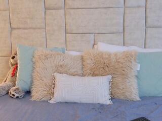 Valery Monnroy webcam model stream image