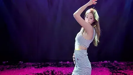 Comebaby-007 webcam model stream image