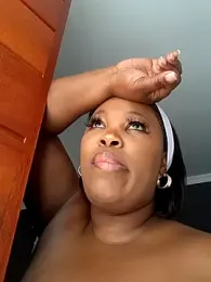 SWEETDOLLY29XX webcam model stream image