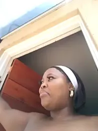 SWEETDOLLY29XX webcam model stream image