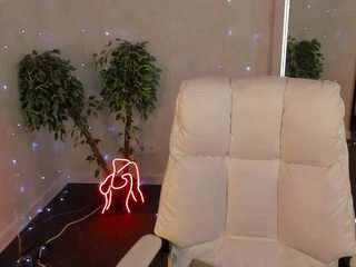 denise-halle webcam model stream image