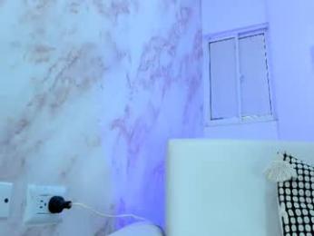 owen__zoe webcam model stream image