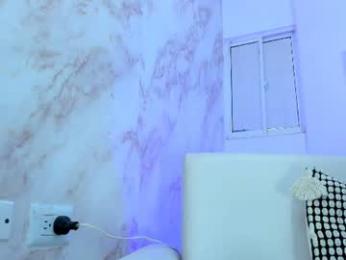 owen__zoe webcam model stream image
