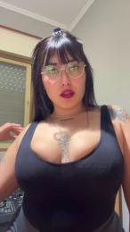 Lareyni26 webcam model stream image