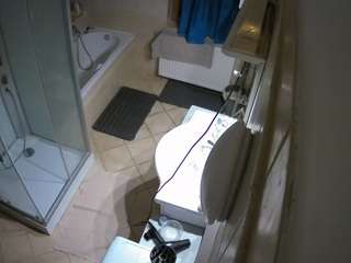 voyeurcam-julmodels-bath-2nd-2 webcam model stream image