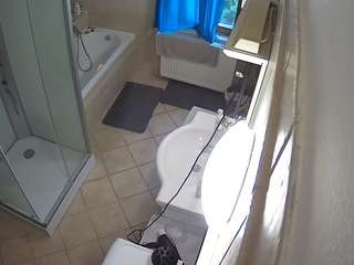 voyeurcam-julmodels-bath-2nd-2 webcam model stream image