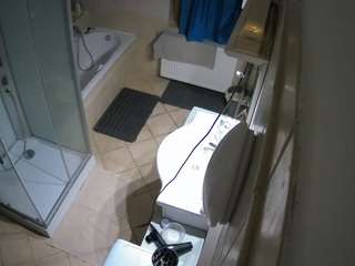 voyeurcam-julmodels-bath-2nd-2 webcam model stream image