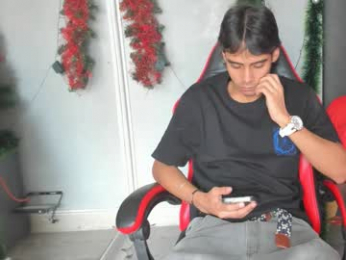 kendra_and_liam webcam model stream image