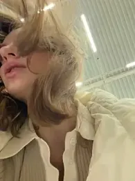 -AngelAri- webcam model stream image