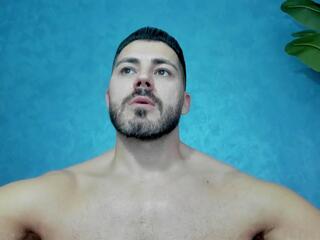 Cutler Q webcam flirt4free model stream image