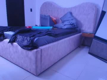 shelsy_loreds webcam model stream image