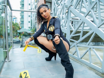 EmmaLower webcam livejasmin model stream image