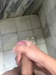 Novindapikgrossa webcam model stream image